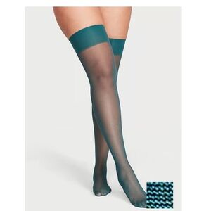 Victoria’s Secret Very Sexy
Crystal Signature Thigh Highs